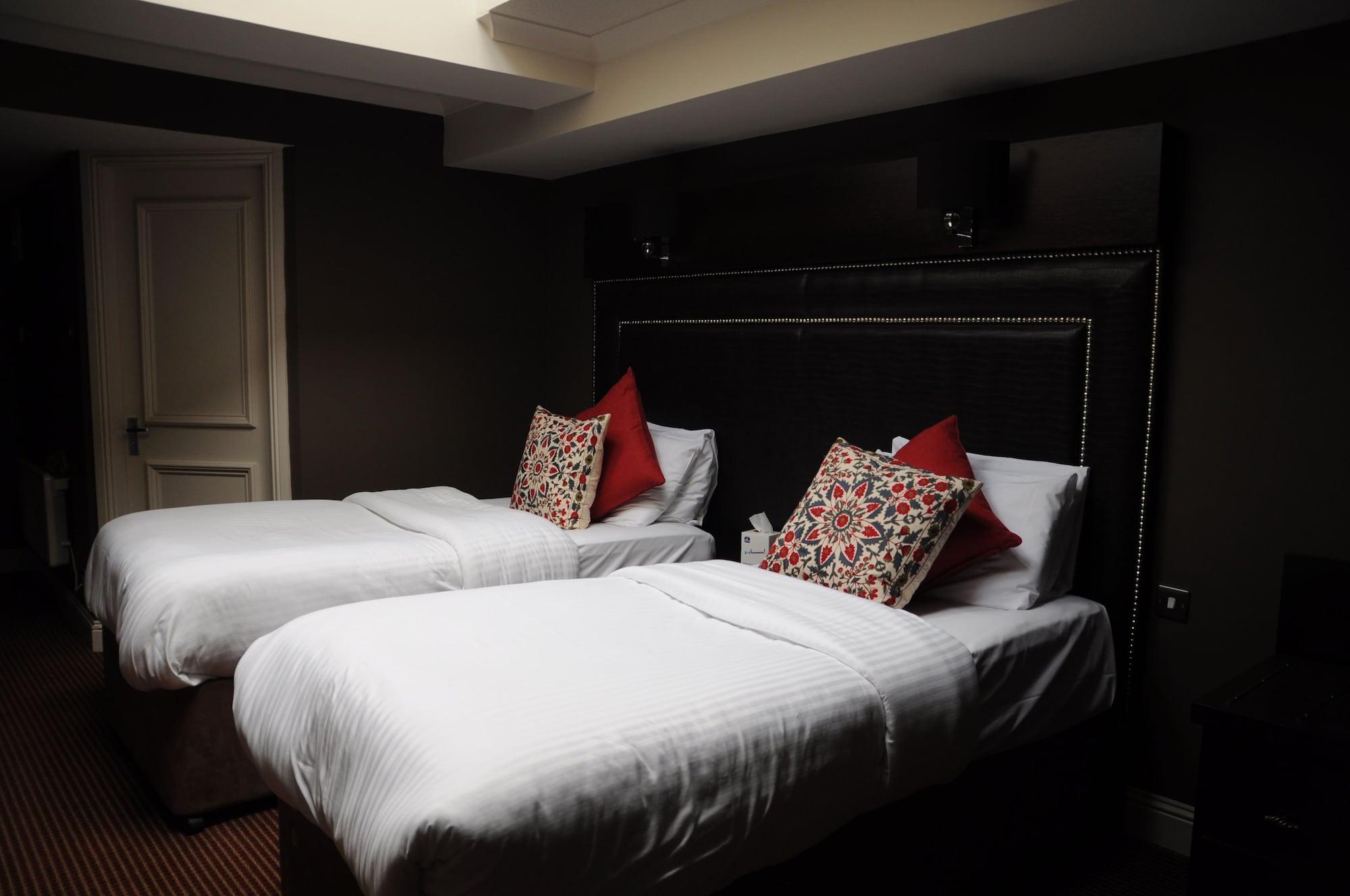 Western Glasgow South Eglinton Arms 3* Eaglesham